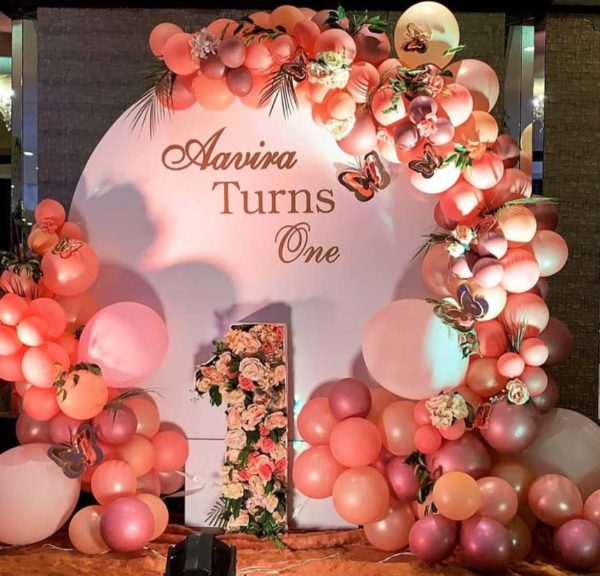 Round birthday backdrop decoration for birthdays